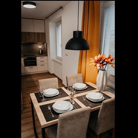 Old Town City Center Apartment 2 - Private Parking Included Кошице Экстерьер фото