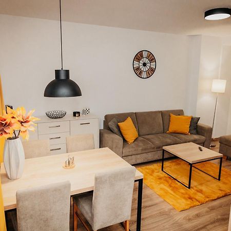 Old Town City Center Apartment 2 - Private Parking Included Кошице Экстерьер фото
