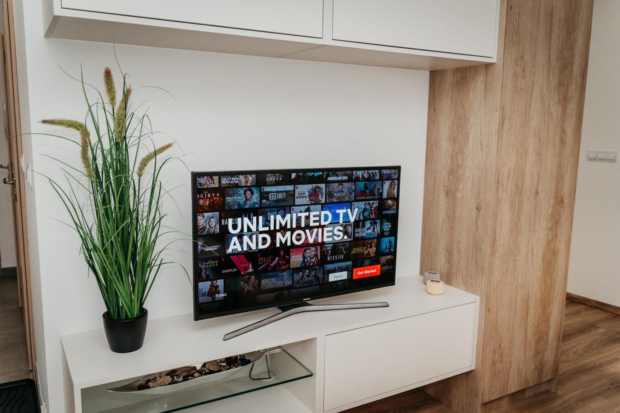Old Town City Center Apartment 2 - Private Parking Included Кошице Экстерьер фото